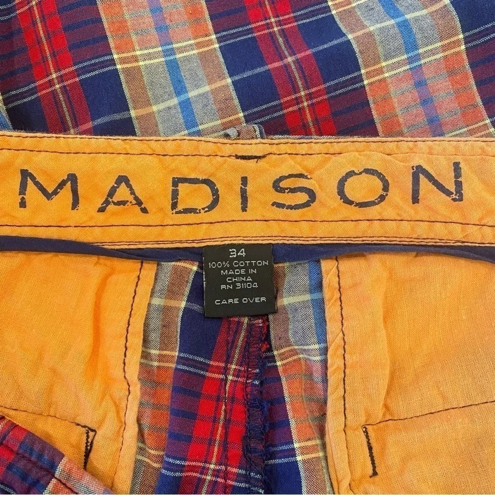 Madison men's 34 Plaid blue red orange casual fun vacation flat front shorts